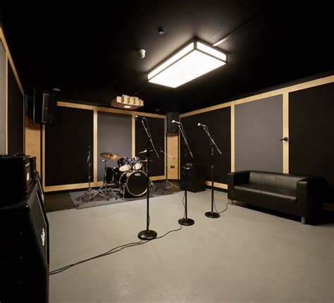 PIRATE.COM - Rehearsal Studios